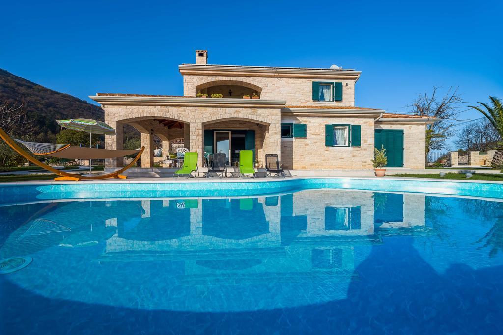Villa Stonegate Estate - Bonus, Dvije Vile Jedna Cijena! Opatija Exterior foto